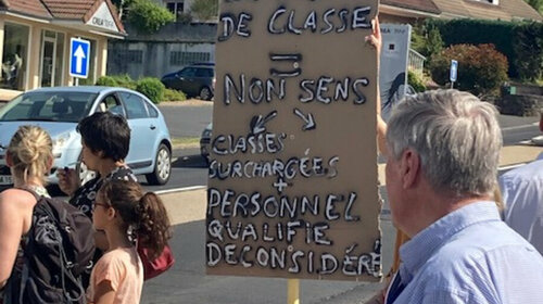Manifestation contre la suppression de 2 postes de professeur au Collège Georges Brassens d’Ydes